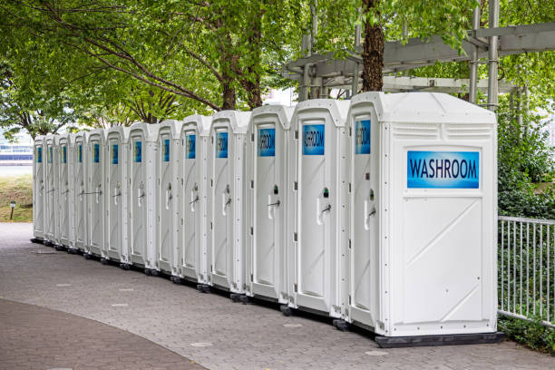 Best Portable bathroom rental  in Frazeysburg, OH