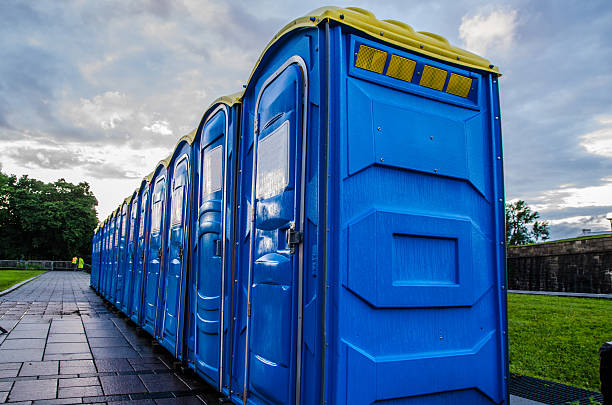 Best Porta potty rental near me  in Frazeysburg, OH